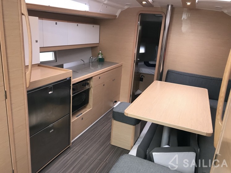 Dufour 390 Grand Large - Yacht Charter Sailica