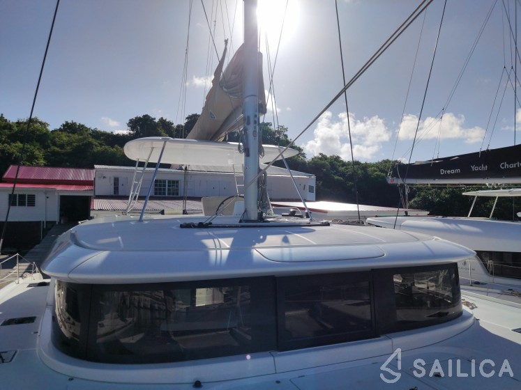 Lagoon 46  - Yacht Charter Sailica