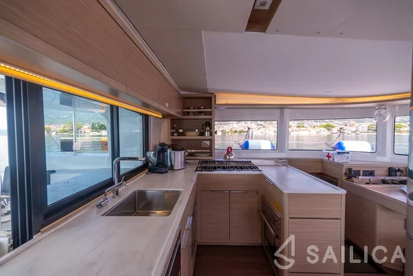 Lagoon 46  - Yacht Charter Sailica