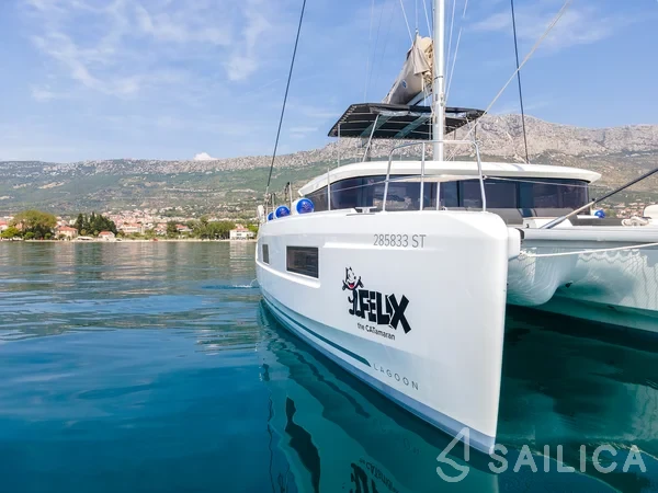 Lagoon 46  - Yacht Charter Sailica