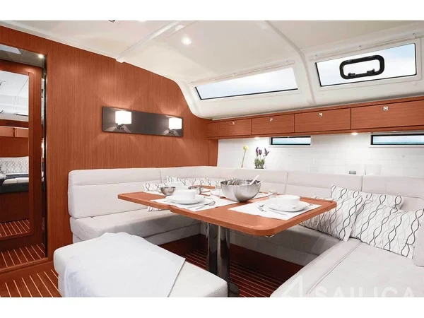Bavaria 51 Cruiser - Yacht Charter Sailica