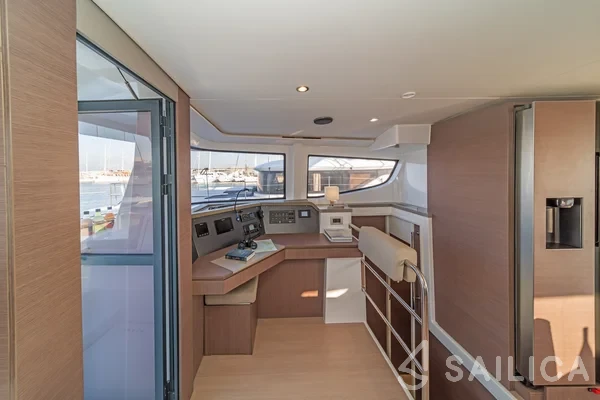 Bali 4.6 - Yacht Charter Sailica