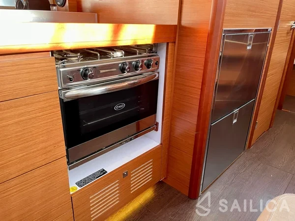 Dufour 460 GL - Yacht Charter Sailica