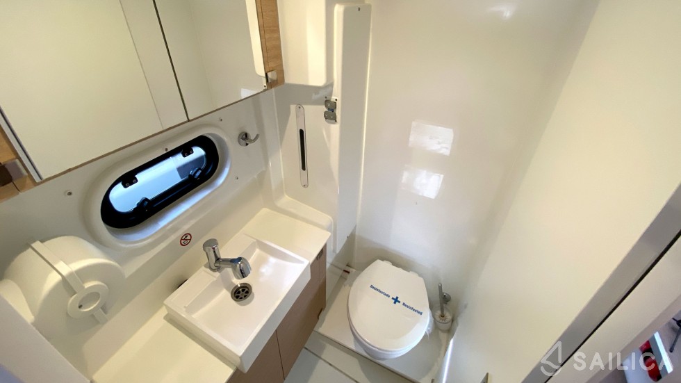 Bali 4.0 - Yacht Charter Sailica