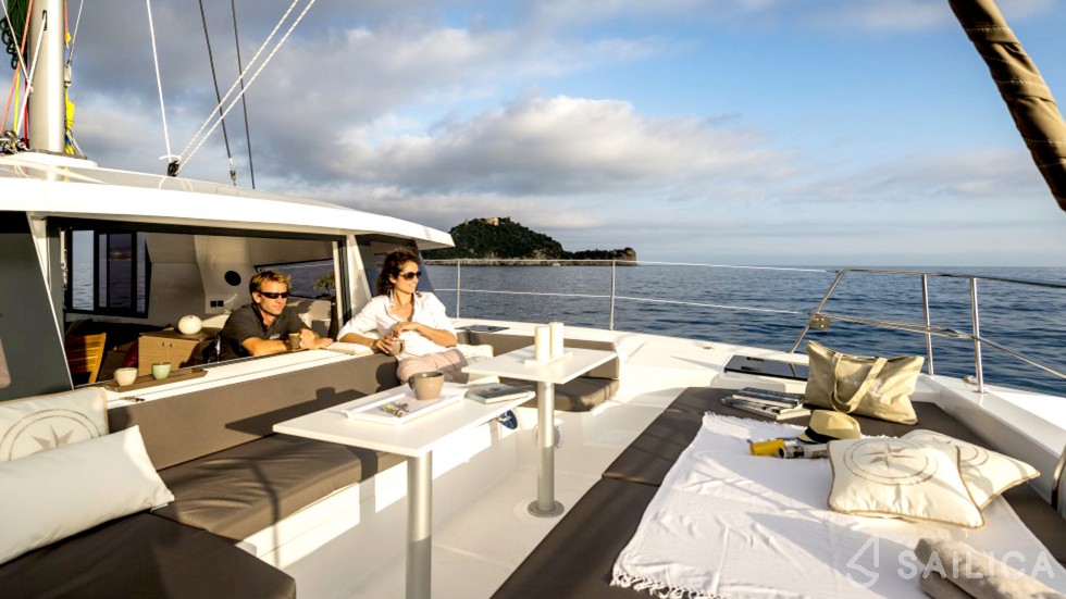 Bali 4.0 - Yacht Charter Sailica