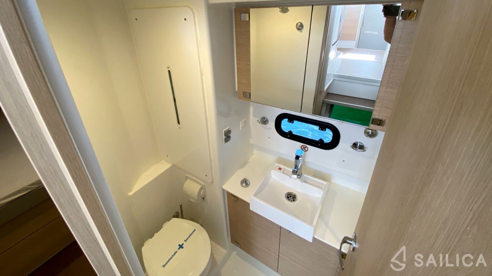 Bali 4.0 - Yacht Charter Sailica