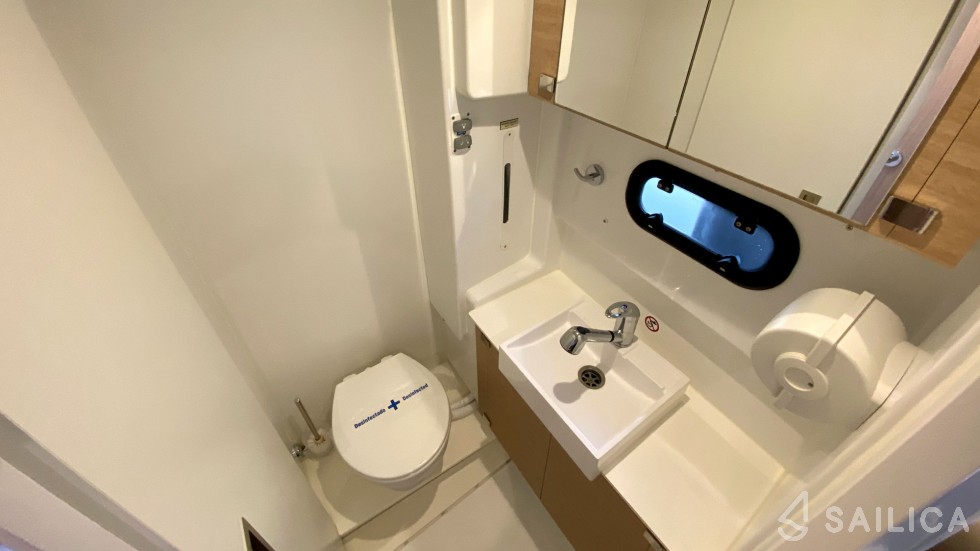 Bali 4.0 - Yacht Charter Sailica