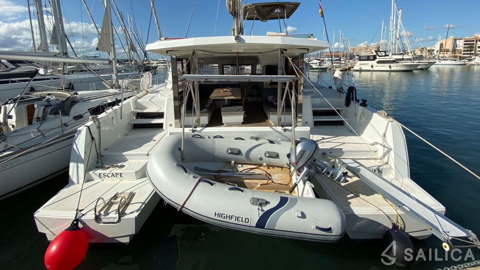 Bali 4.0 - Yacht Charter Sailica