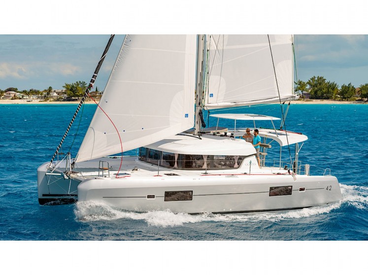 Lagoon 42 - Yacht Charter Sailica