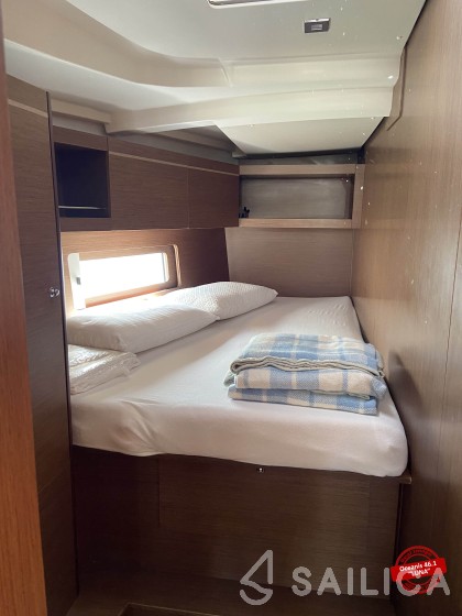 Oceanis 46.1 - Yacht Charter Sailica