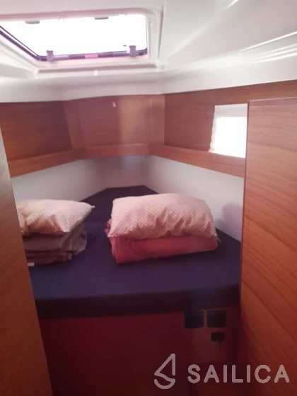 Elan Impression 45.1 - Yacht Charter Sailica