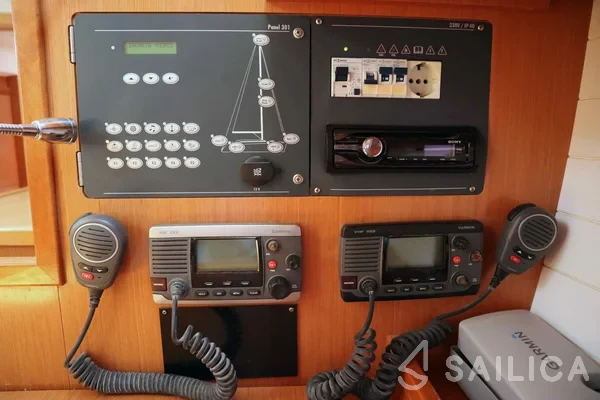Bavaria 40 Cruiser - Yacht Charter Sailica