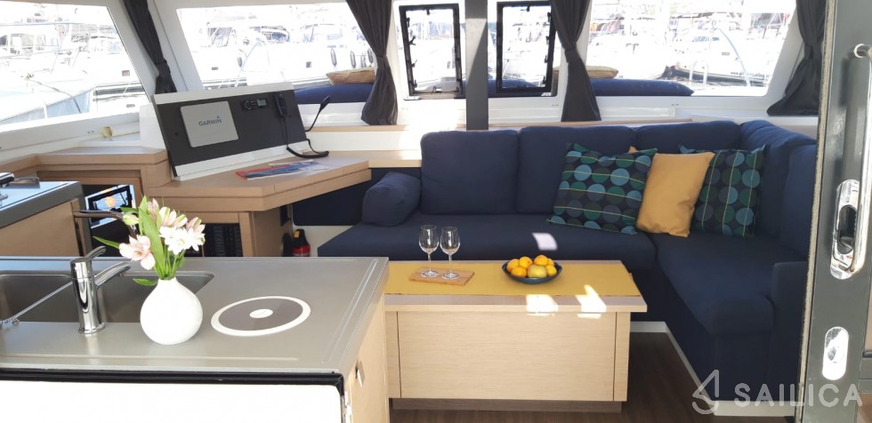 Lucia 40 - Yacht Charter Sailica
