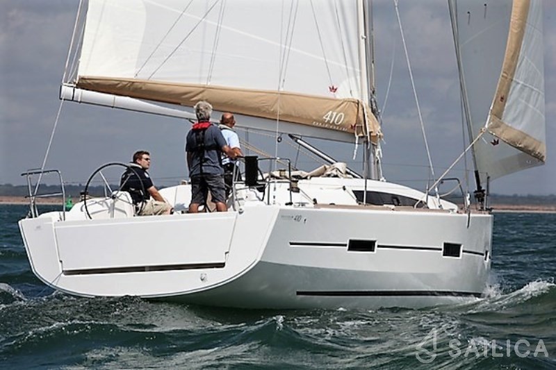 Dufour 410 GL - Yacht Charter Sailica