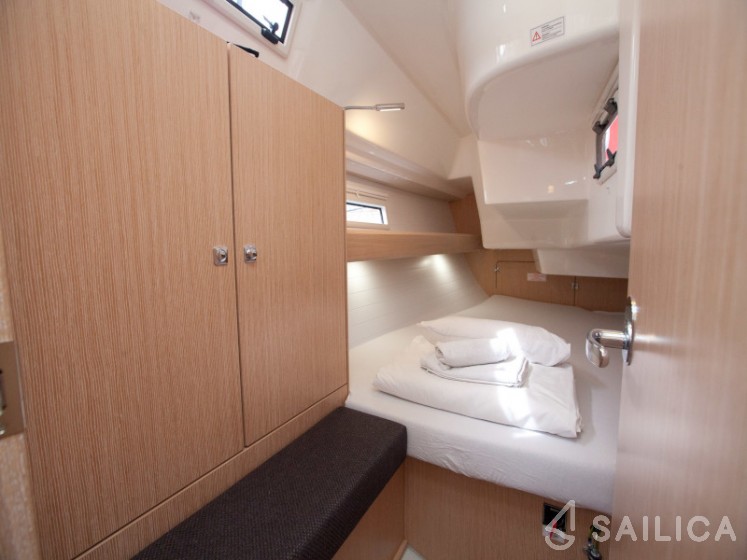 Bavaria 34 Cruiser - Yacht Charter Sailica