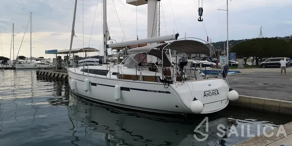Bavaria 46 Cruiser - Yacht Charter Sailica