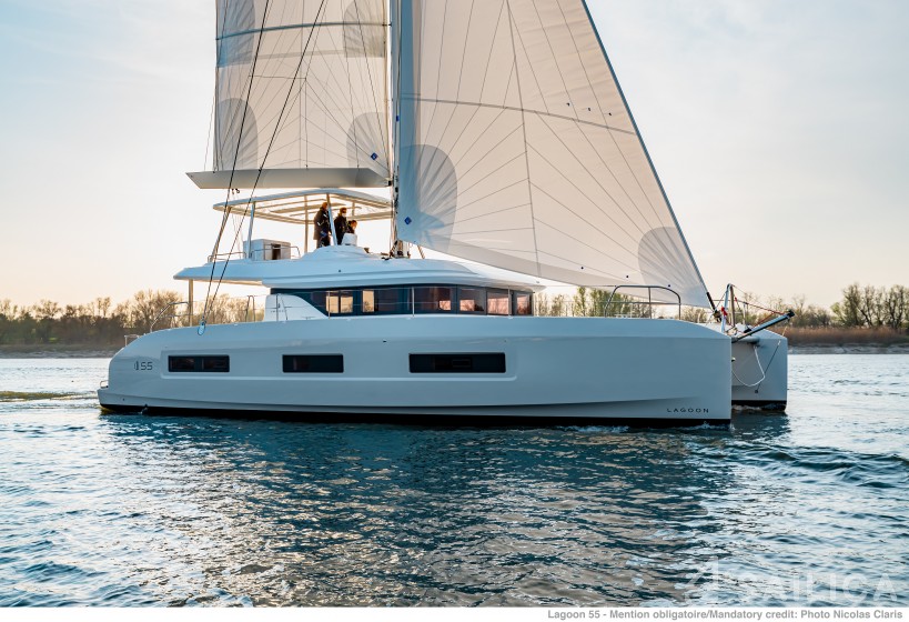 Lagoon 55 - Yacht Charter Sailica