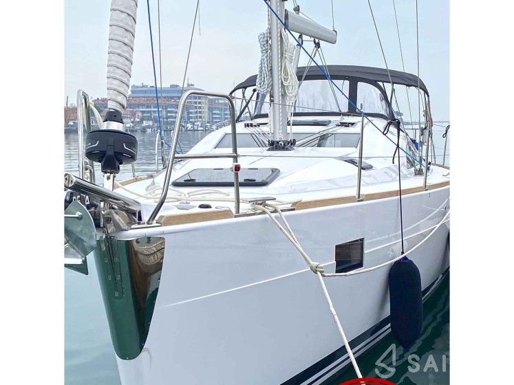 Elan Impression 45.1 - Yacht Charter Sailica