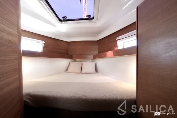 Elan Impression 45.1 - Yacht Charter Sailica
