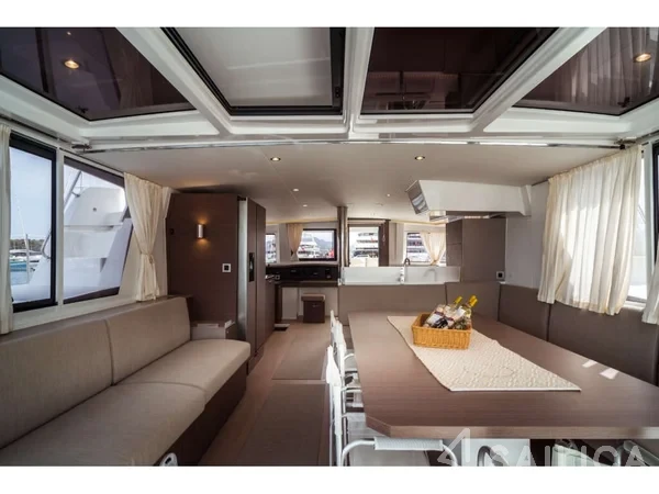 Bali 4.8  - Yacht Charter Sailica