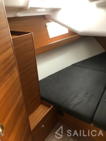 Elan Impression 40.1 - Yacht Charter Sailica