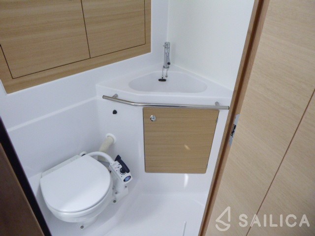 Elan Impression 45.1 - Yacht Charter Sailica