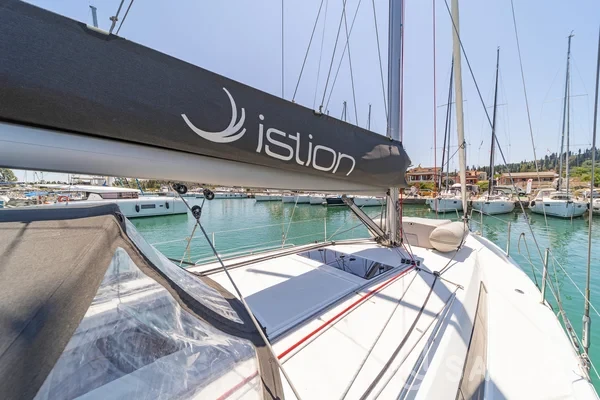Sun Odyssey 410 - Yacht Charter Sailica
