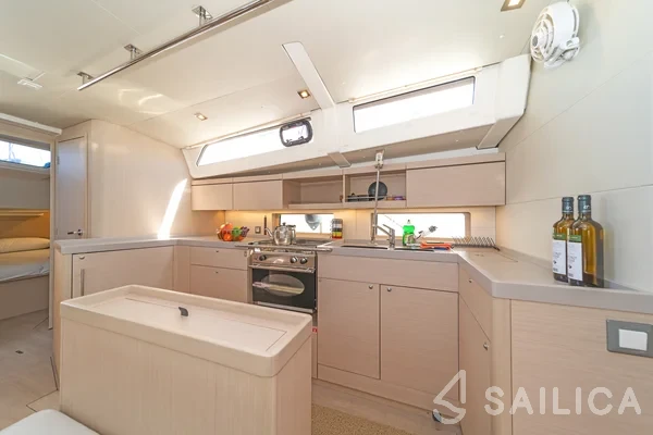 Oceanis 46.1 - Yacht Charter Sailica