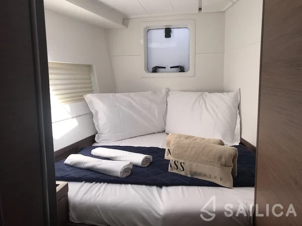 Lagoon 40 - Yacht Charter Sailica