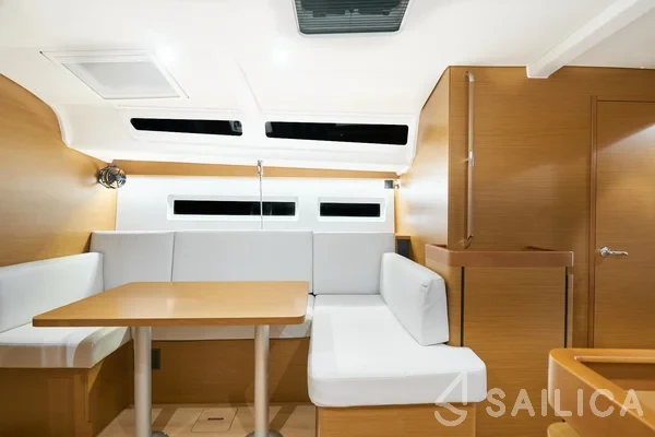 Sun Odyssey 440 - Yacht Charter Sailica