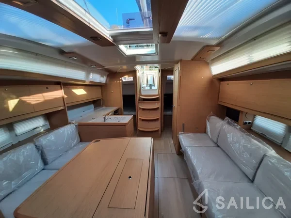 Dufour 390 - Yacht Charter Sailica