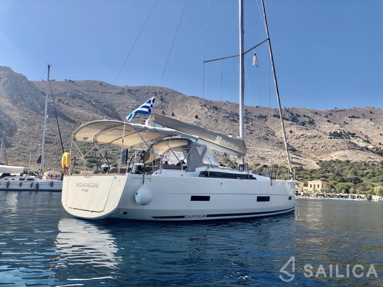 Dufour 430 Grand Large - Yacht Charter Sailica