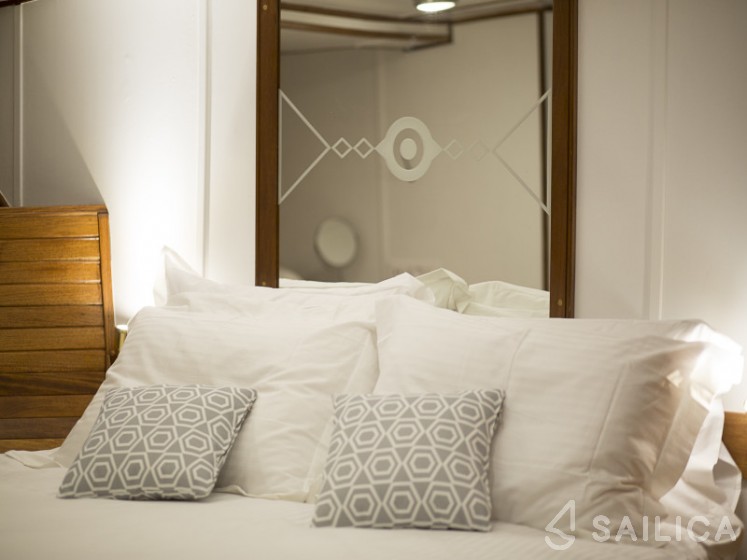 Gulet - Yacht Charter Sailica