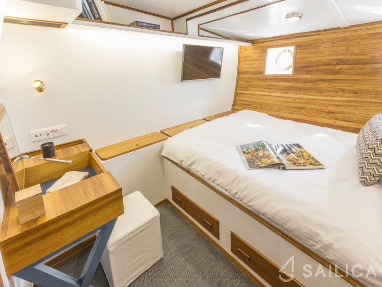 Gulet - Yacht Charter Sailica