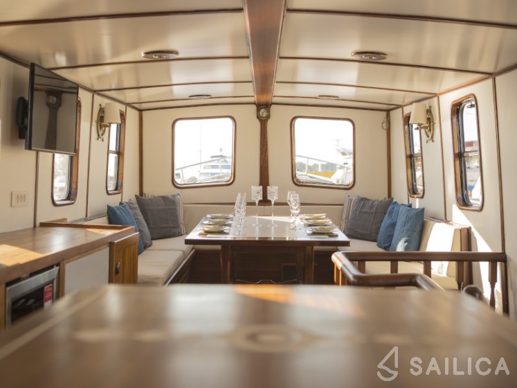 Gulet - Yacht Charter Sailica