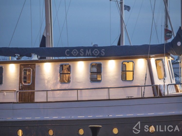 Gulet - Yacht Charter Sailica