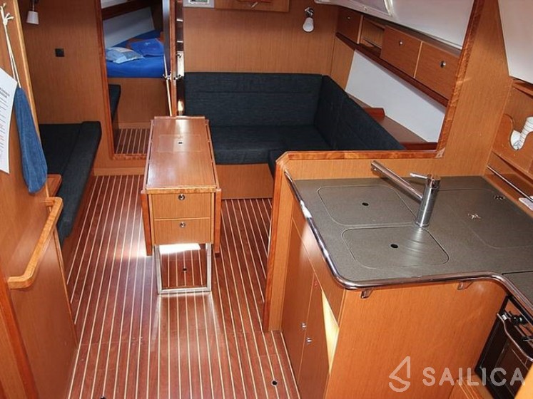 Bavaria 36 Cruiser - Yacht Charter Sailica