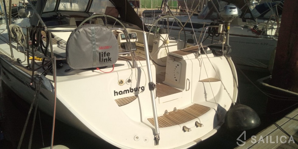 Bavaria 46 Cruiser - Yacht Charter Sailica