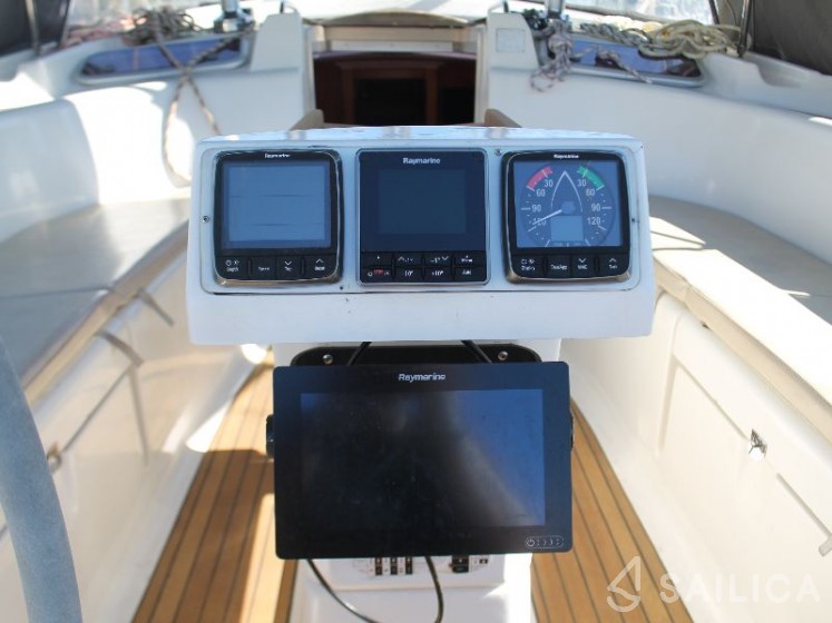 Bavaria 46 Cruiser - Yacht Charter Sailica