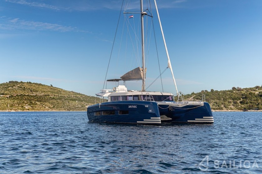 Dufour 48 - Yacht Charter Sailica