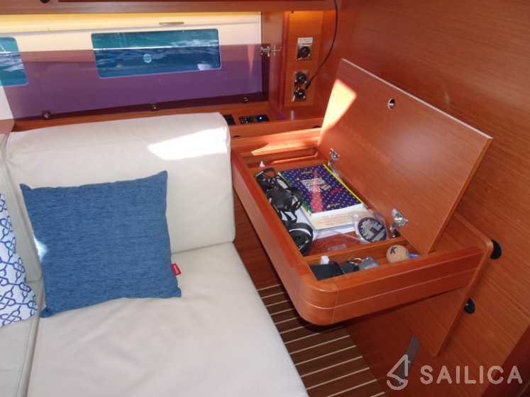Dufour 56 Exclusive - Yacht Charter Sailica