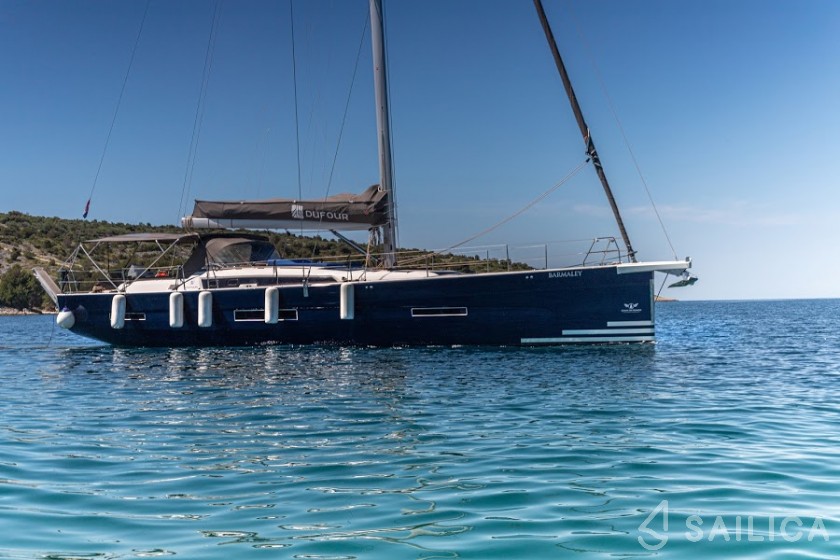 Dufour 56 Exclusive - Yacht Charter Sailica