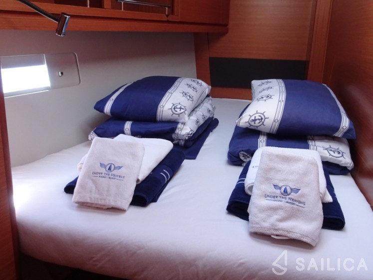 Dufour 56 Exclusive - Yacht Charter Sailica