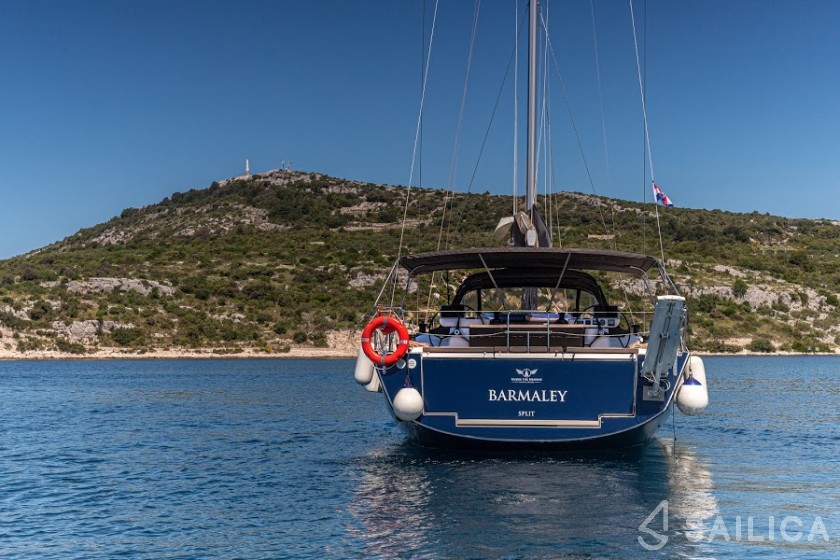 Dufour 56 Exclusive - Yacht Charter Sailica