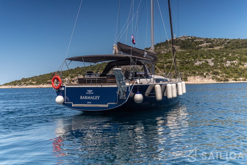 Dufour 56 Exclusive - Yacht Charter Sailica