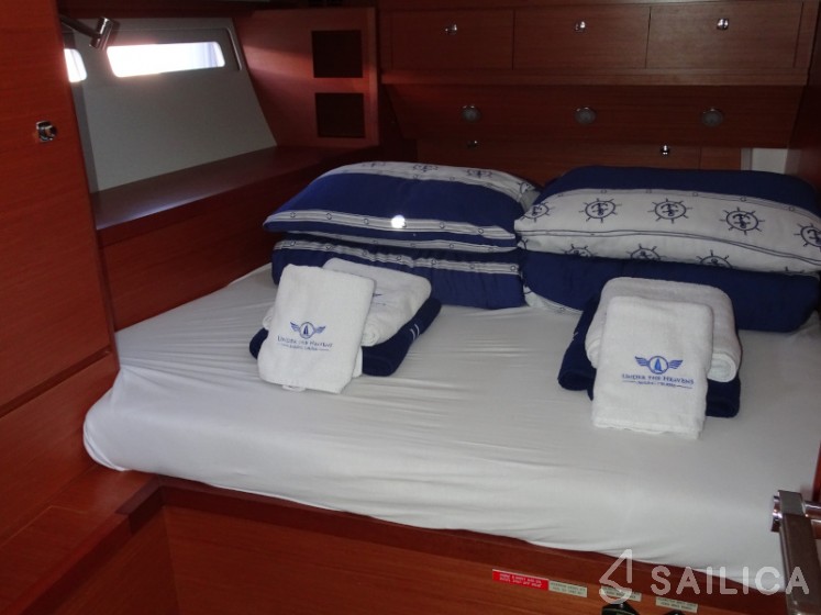 Dufour 56 Exclusive - Yacht Charter Sailica