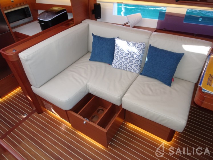 Dufour 56 Exclusive - Yacht Charter Sailica