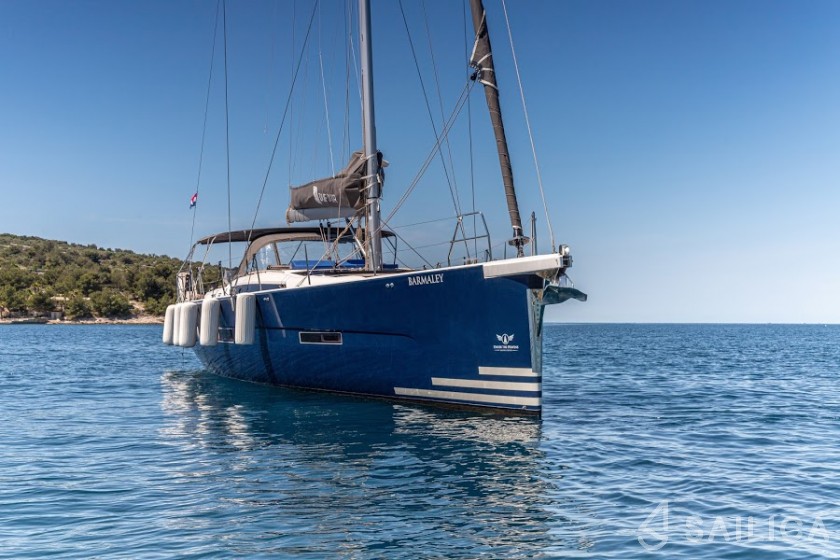 Dufour 56 Exclusive - Yacht Charter Sailica