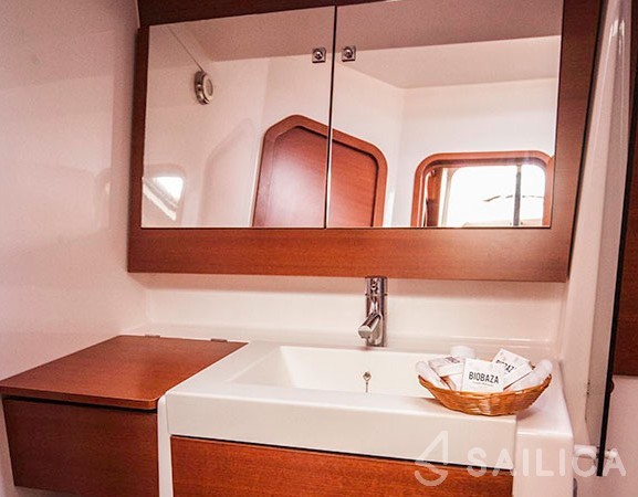 Dufour 56 Exclusive - Yacht Charter Sailica