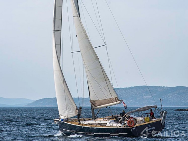 Dufour 56 Exclusive - Yacht Charter Sailica